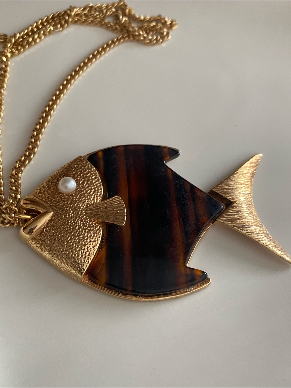 RARE Sarah Cov “Tiger Fish” Pendant Necklace - Picture 5 of 5